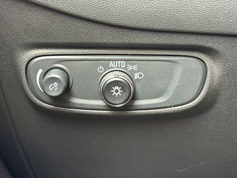Used 2024 Chevrolet Equinox LT AWD/4WD image 43