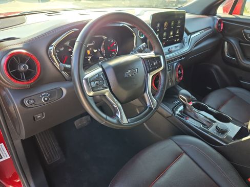 Used 2025 Chevrolet Blazer RS FWD image 13