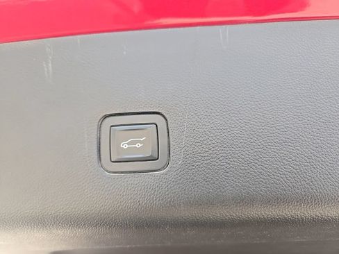 Used 2019 Chevrolet Traverse LT AWD/4WD image 33