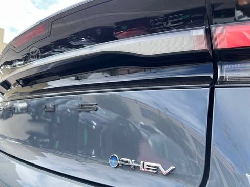 New 2026 Toyota Prius Plug-In Hybrid FWD image 6