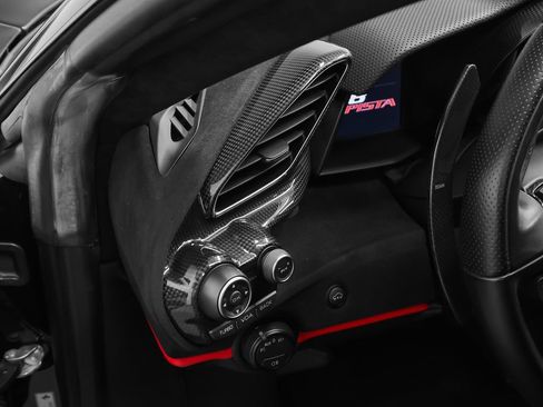 Certified 2020 Ferrari 488 Pista Coupe RWD image 55