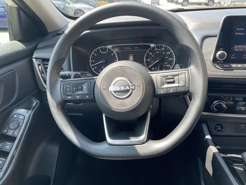 Used 2024 Nissan Rogue S FWD image 16