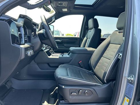 New 2026 GMC Sierra 2500 AT4X AWD/4WD image 16