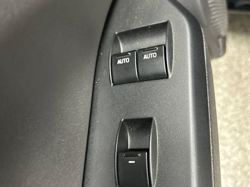 Used 2009 Ford Mustang GT Premium RWD image 11