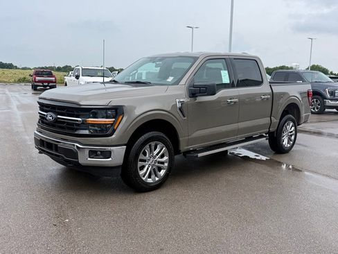 New 2026 Ford F150 XLT w/ XLT Chrome Appearance Package AWD/4WD image 39