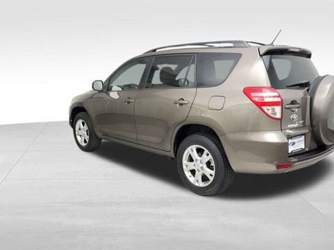 Used 2011 Toyota RAV4 2WD image 4