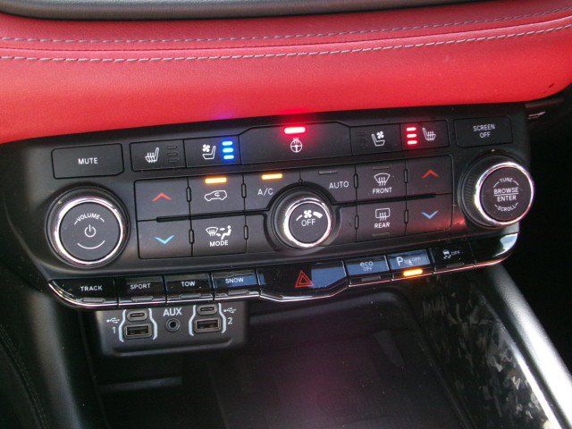 Used 2021 Dodge Durango R/T w/ Tow 'N Go Package AWD/4WD image 22