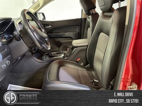 Used 2015 Chevrolet Colorado Z71 AWD/4WD image 5