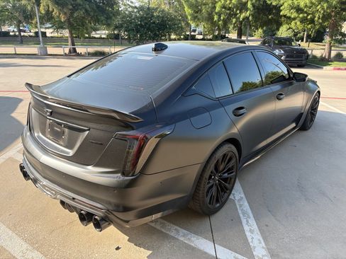 Used 2022 Cadillac CT5 V Blackwing w/ Carbon Fiber Package 2 RWD image 4