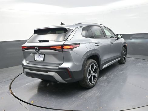 New 2026 Volkswagen Tiguan SE AWD/4WD image 10