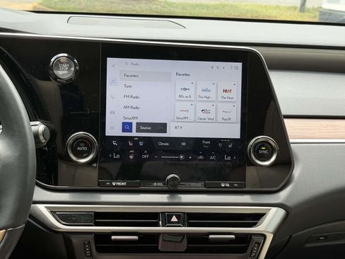 Used 2023 Lexus RX 350 Premium w/ Accessory Package AWD/4WD image 10