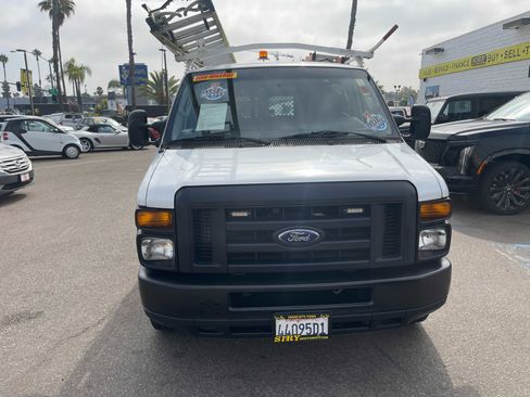 Used 2013 Ford E-150 and Econoline 150 image 8