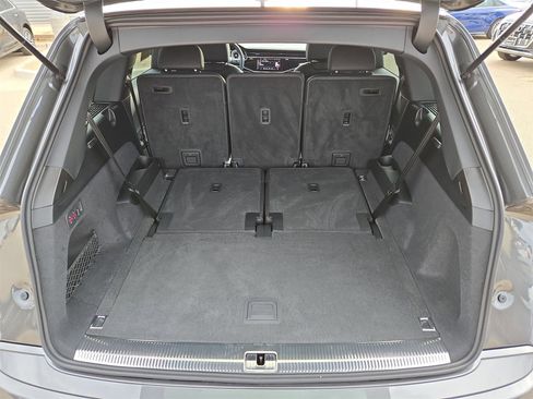 Certified 2025 Audi Q7 3.0T Premium image 12