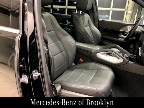 Certified 2022 Mercedes-Benz GLS 450 4MATIC image 10