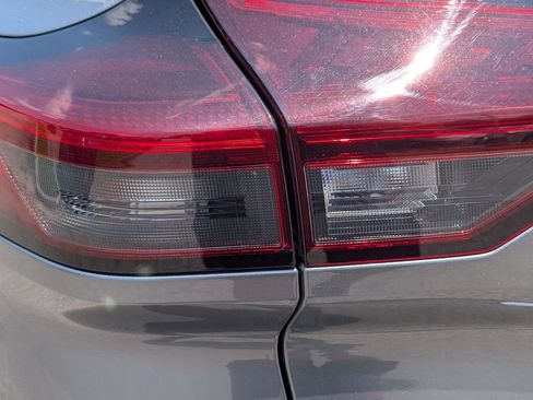 Certified 2023 Nissan Rogue SV FWD image 13