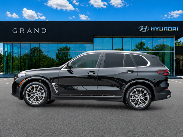 Used 2026 BMW X5 xDrive40i AWD/4WD image 3