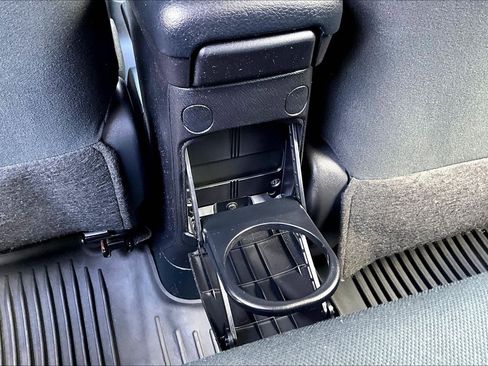 Used 2019 Toyota Prius C FWD image 10
