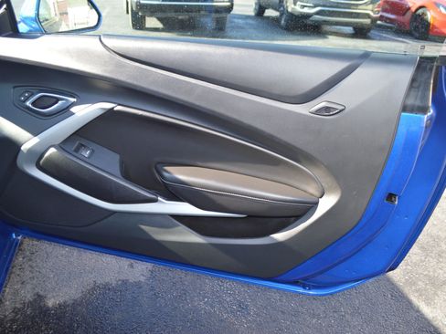 Used 2018 Chevrolet Camaro LT image 20