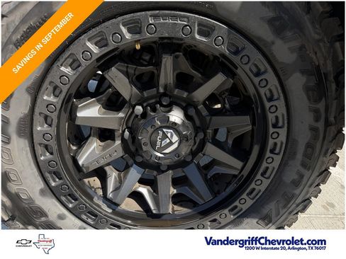 Used 2024 Chevrolet Silverado 2500 LTZ w/ LTZ Convenience Package AWD/4WD image 9