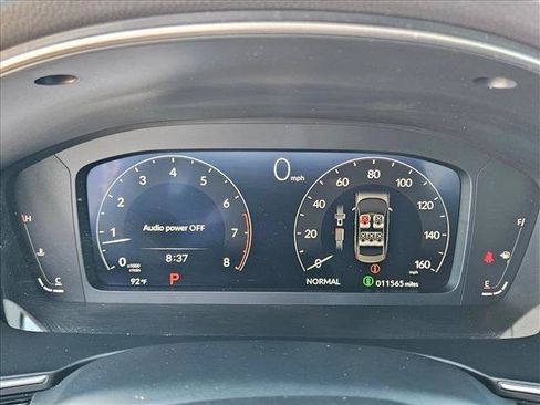 Used 2023 Honda Civic Touring image 11
