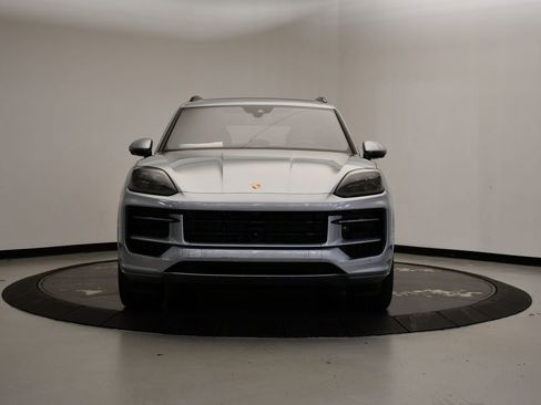 New 2026 Porsche Cayenne GTS AWD/4WD image 10
