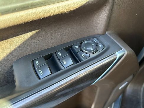 Used 2021 Chevrolet Silverado 1500 LTZ w/ Technology Package AWD/4WD image 20
