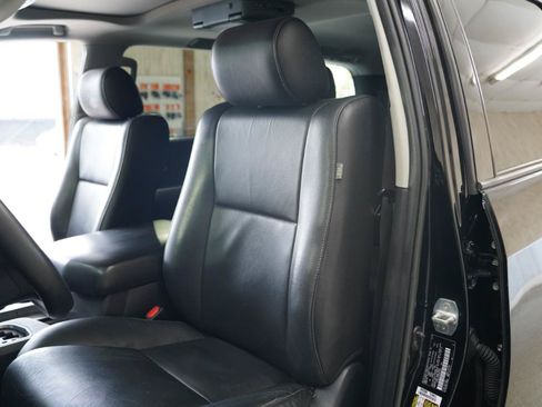 Used 2019 Toyota Sequoia TRD Sport w/ TRD Sport Premium Package RWD image 27