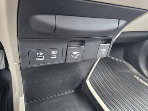 Used 2025 Honda Odyssey Elite image 20