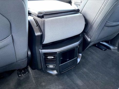 Used 2020 RAM 1500 Big Horn AWD/4WD image 35