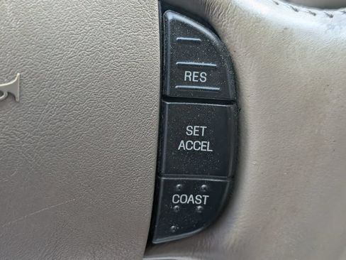 Used 2003 Ford F250 Lariat AWD/4WD image 13