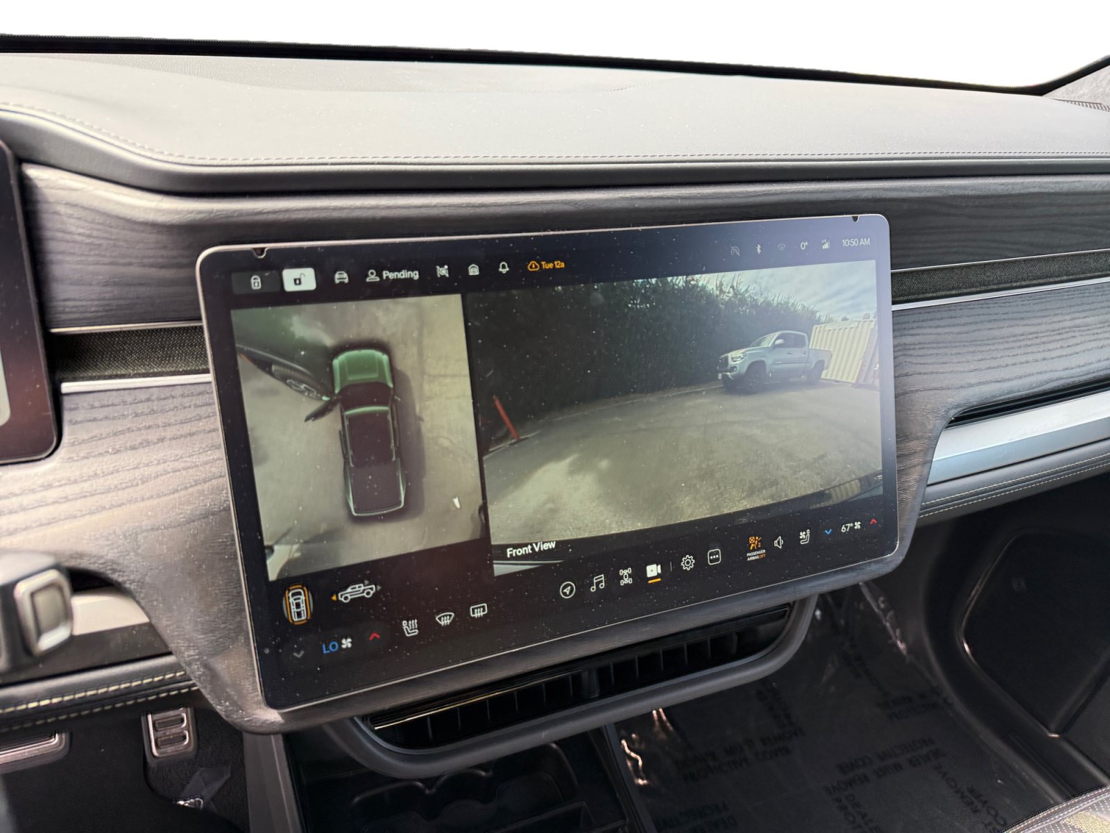 Used 2023 Rivian R1T Adventure Dual AWD/4WD image 12