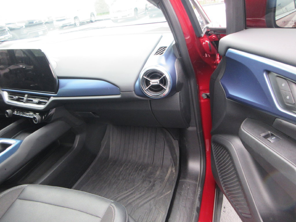 Used 2024 Chevrolet Equinox EV LT w/ Active Safety Package 3 FWD image 18