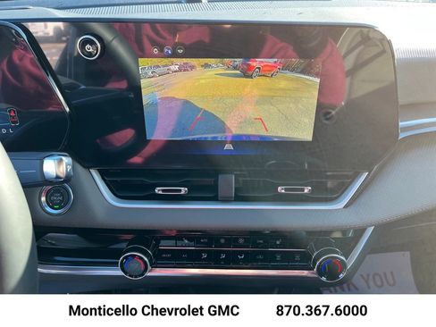 New 2026 Chevrolet Equinox LT w/ Convenience Package II image 18