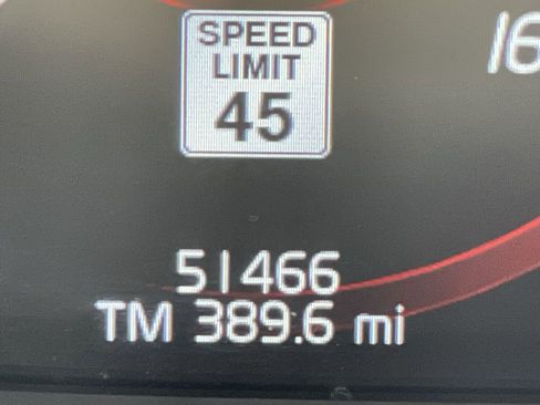 Used 2019 Volvo S60 T6 Momentum w/ Multimedia Package AWD/4WD image 23