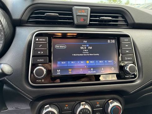 Used 2023 Nissan Versa S w/ Trunk Package FWD image 9