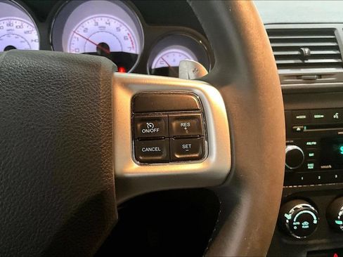Used 2014 Dodge Challenger R/T RWD image 11