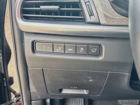Used 2022 Kia Telluride EX w/ EX Premium Package FWD image 10