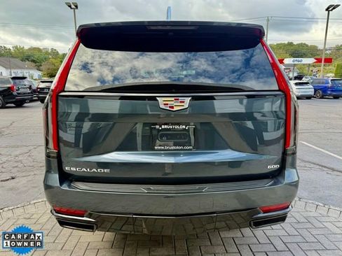 Used 2021 Cadillac Escalade Sport Platinum w/ Heavy-Duty Trailer Package image 10