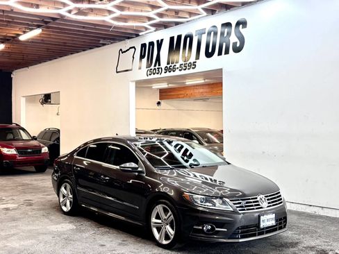 Used 2014 Volkswagen CC R-Line FWD image 1