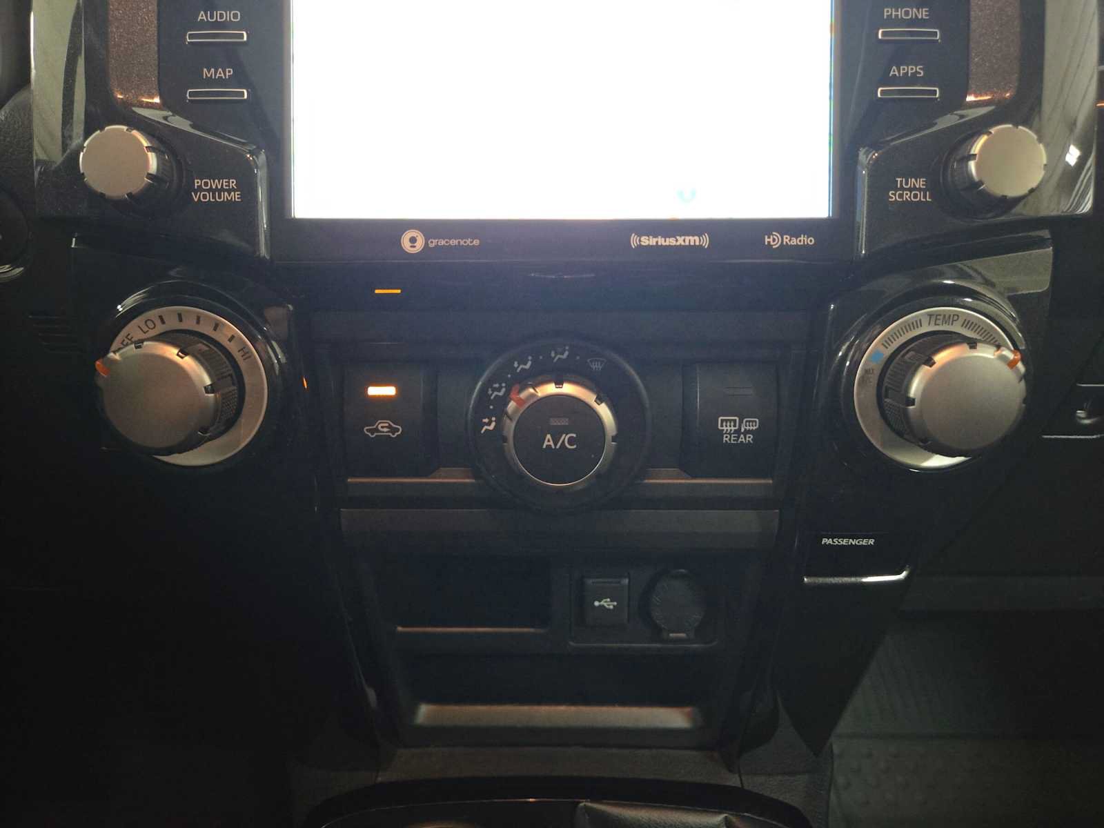 Used 2021 Toyota 4Runner TRD Off-Road Premium w/ Moonroof Package AWD/4WD image 29