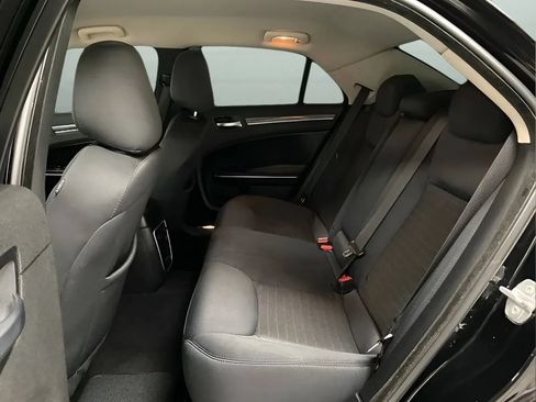 Used 2022 Chrysler 300 Touring w/ Sport Appearance Package RWD image 11