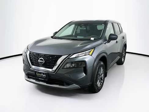 Used 2023 Nissan Rogue S AWD/4WD image 3
