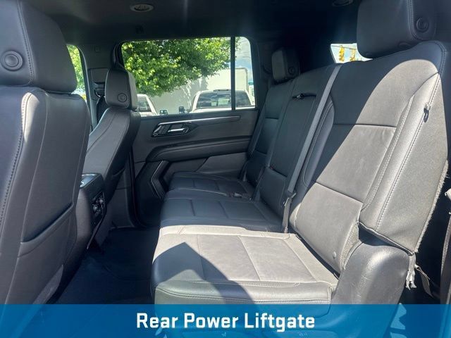 Used 2025 Chevrolet Suburban Z71 AWD/4WD image 14