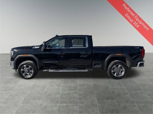 Used 2026 GMC Sierra 2500 SLE w/ SLE Value Package; image 3