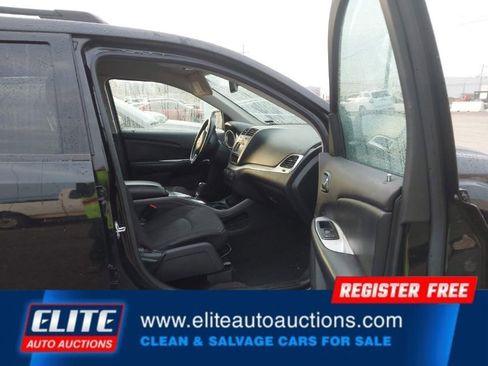 Used 2020 Dodge Journey SE w/ SE Popular Equipment Group image 10