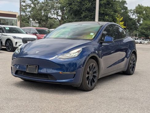 Used 2022 Tesla Model Y Long Range AWD/4WD image 4