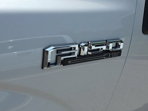 Used 2017 Ford F150 King Ranch w/ Equipment Group 601A Luxury AWD/4WD image 11