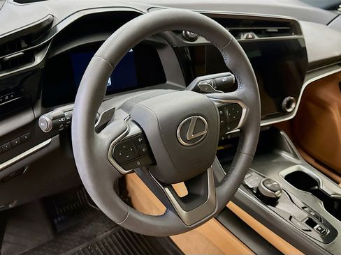 Used 2024 Lexus RZ 450e Premium w/ Technology Package AWD/4WD image 18