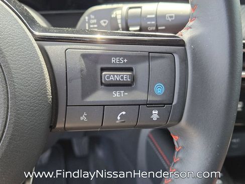 Used 2025 Nissan Kicks SR AWD/4WD image 25