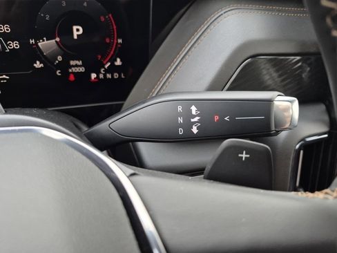New 2026 GMC Yukon XL AT4 w/ AT4 Premium Plus Package AWD/4WD image 22